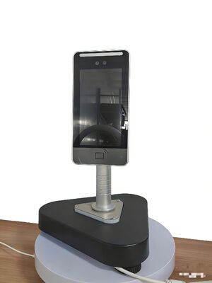 Bon prix Appareil de présence 7 pouces NFC Empreinte digitale Reconnaissance faciale OEM ODM Support Réinitialisation Personnalisable Wifi en ligne